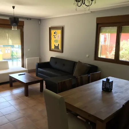 Charming 5-Bed House In Comillas Cantabria * 코밀라스